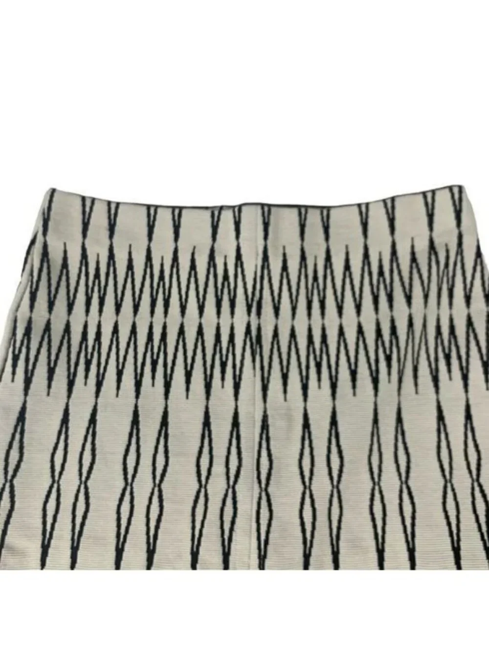 Zara Trafaluc Womens Knit Midi Skirt Size S Black & White Zigzag Pattern Stretch